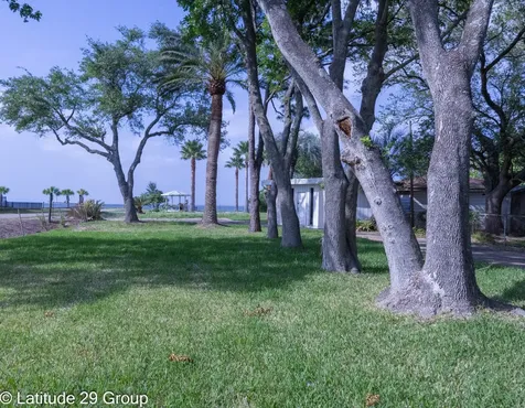 2588 Cliff Drive Dickinson TX 77539