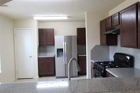 5707 Saluda Creek Lane Houston TX 77085
