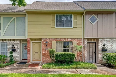 8101 Amelia Road 206 Houston TX 77055