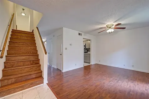 8101 Amelia Road 206 Houston TX 77055