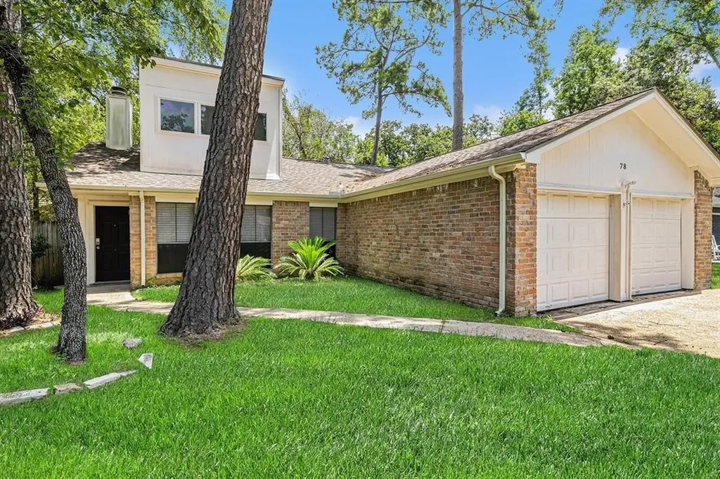 78 W White Willow Circle The Woodlands TX 77381