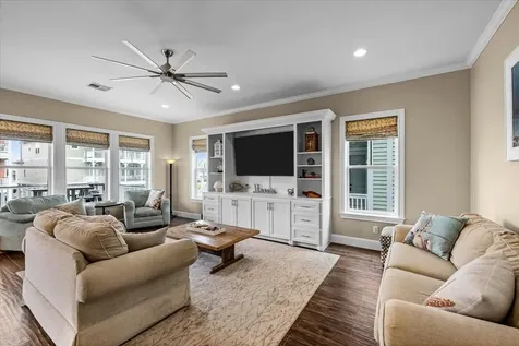 3827 Conch Galveston TX 77554