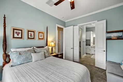3827 Conch Galveston TX 77554