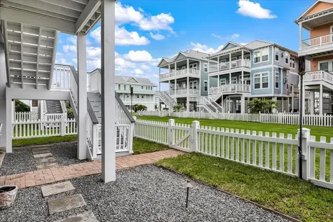 3827 Conch Galveston TX 77554