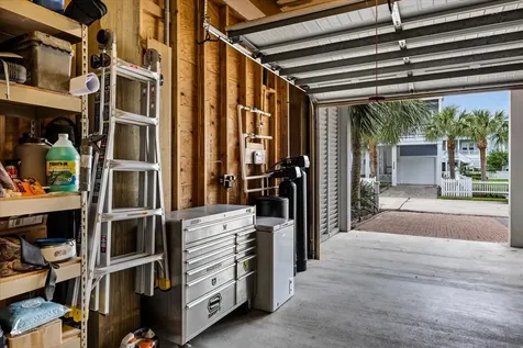3827 Conch Galveston TX 77554