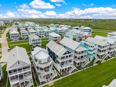 3827 Conch Galveston TX 77554