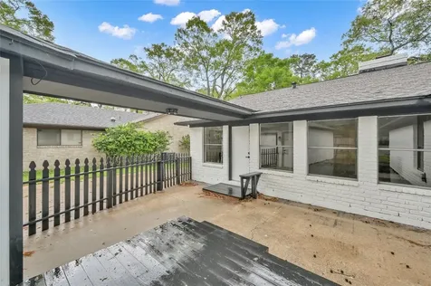 4018 Cedar Forest Drive Kingwood TX 77339