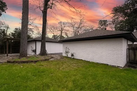 4018 Cedar Forest Drive Kingwood TX 77339