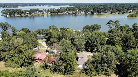 225 Basil Livingston TX 77351