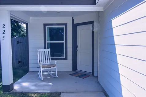 225 Basil Livingston TX 77351