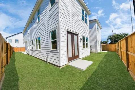 4129 E Toliver Street Houston TX 77016