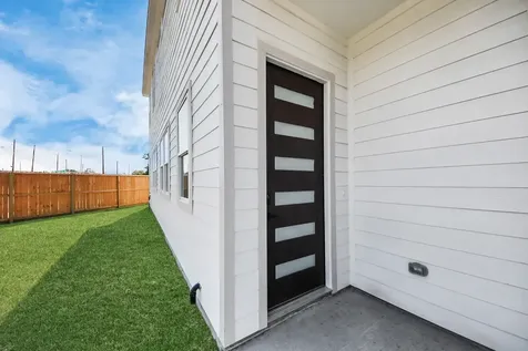 4129 E Toliver Street Houston TX 77016