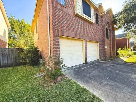 11131 30th Avenue N Texas City TX 77591