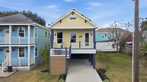 1207 32nd Street Galveston TX 77550