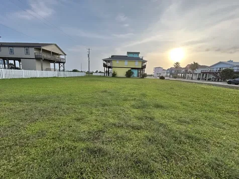 Lot 97 Camino Galveston TX 77554