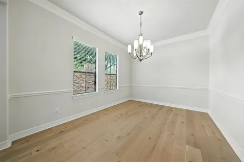 2903 Royal Oaks Grove Houston TX 77082