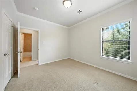 2903 Royal Oaks Grove Houston TX 77082