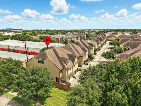 2903 Royal Oaks Grove Houston TX 77082