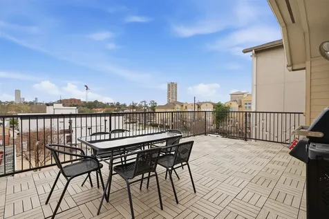 5515 Venice Street Houston TX 77007