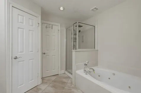5515 Venice Street Houston TX 77007