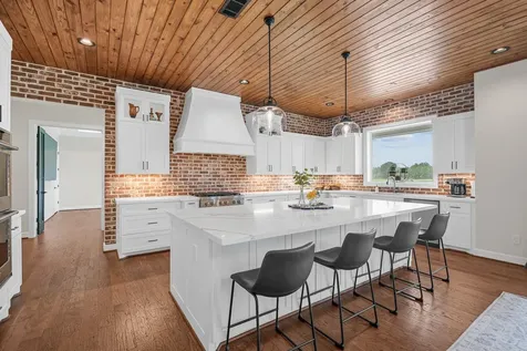 1650 Lundy Lane Friendswood TX 77546