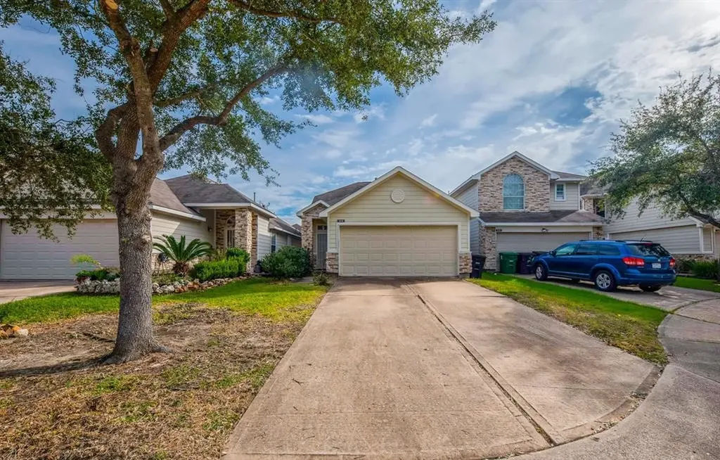 7839 Winding Creek View Houston TX 77072