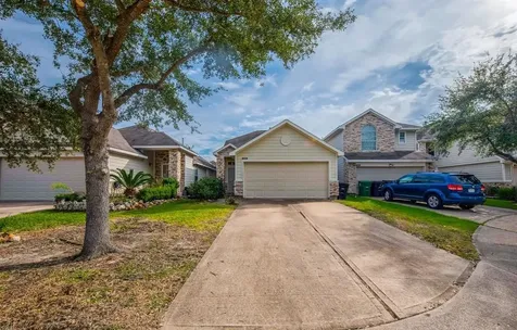 7839 Winding Creek View Houston TX 77072