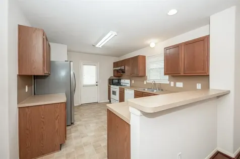 7839 Winding Creek View Houston TX 77072