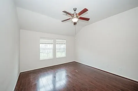 7839 Winding Creek View Houston TX 77072