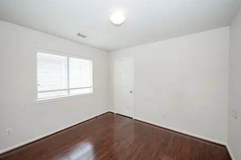 7839 Winding Creek View Houston TX 77072