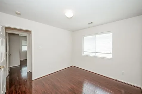 7839 Winding Creek View Houston TX 77072
