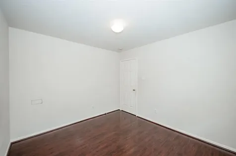7839 Winding Creek View Houston TX 77072