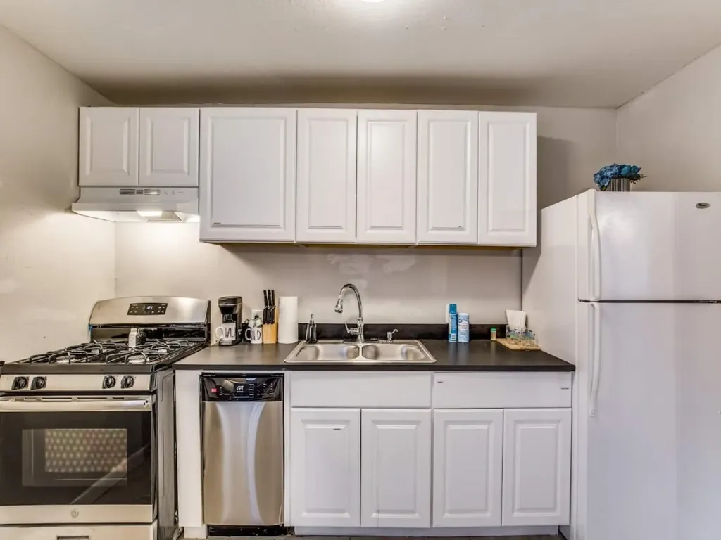 4202 Stanford Street 05 Houston TX 77006