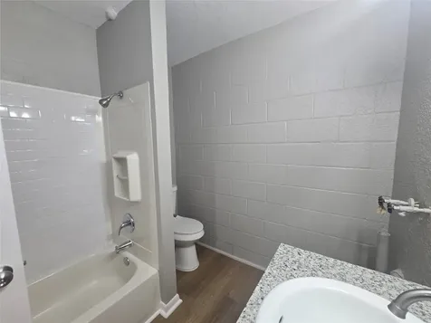 4217 Sealy Avenue 11 Galveston TX 77550