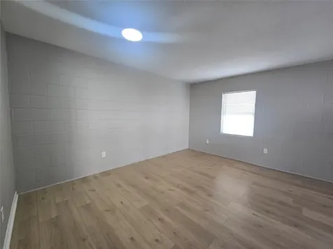 4217 Sealy Avenue 11 Galveston TX 77550