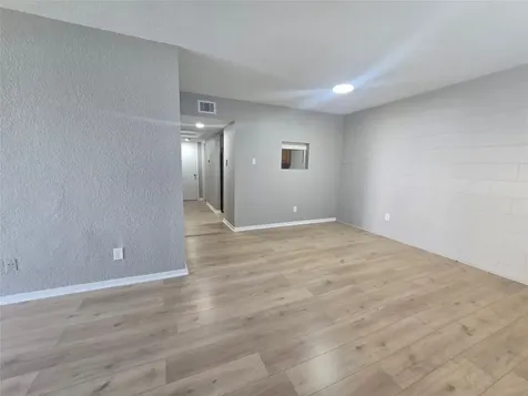 4217 Sealy Avenue 11 Galveston TX 77550