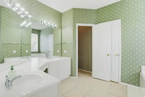 12115 Canyon Glen Drive Houston TX 77095