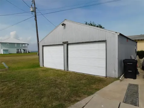 635 Marshall Johnson Avenue S Port Lavaca TX 77979
