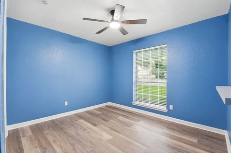 59 S Shamrock Court Lake Jackson TX 77566