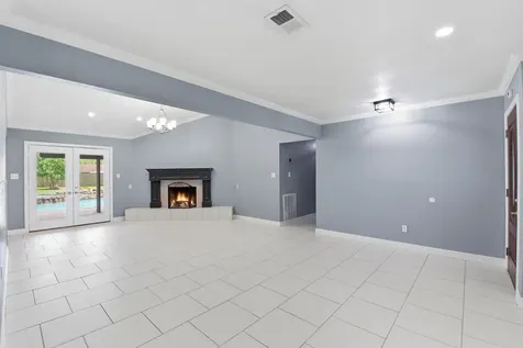 59 S Shamrock Court Lake Jackson TX 77566