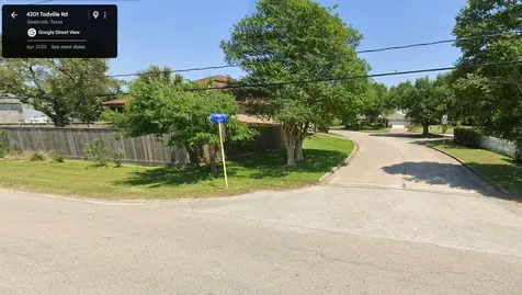 717 Quintana Roo Place Seabrook TX 77586