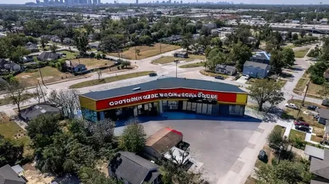 3313 Cavalcade Street Houston TX 77026