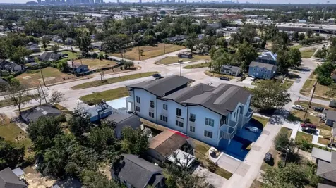 3313 Cavalcade Street Houston TX 77026