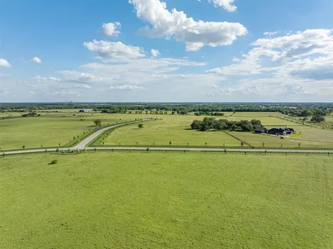102 Hartfield Meadow Lane - Tract 14 Round Top TX 78954