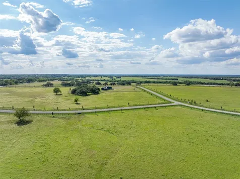 102 Hartfield Meadow Lane - Tract 14 Round Top TX 78954
