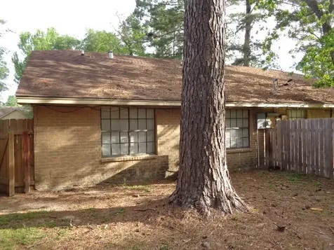 1736 Hazelwood Street Conroe TX 77301
