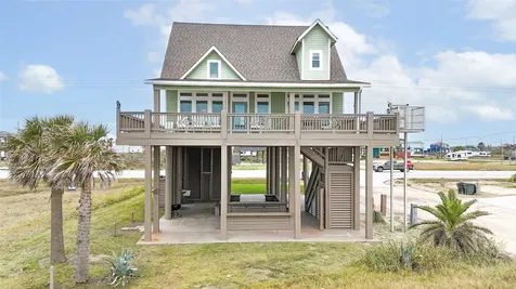 997 Austin Street Gilchrist TX 77617