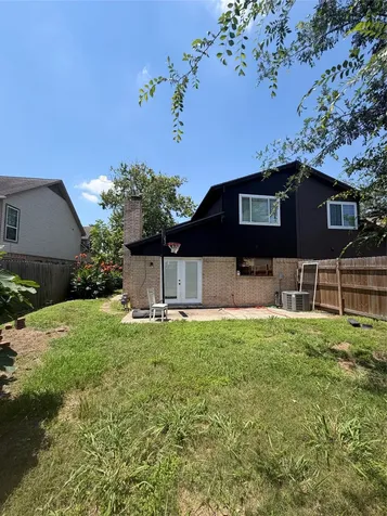 411 S Austin Street Webster TX 77598