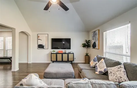 3306 Inverness Path Lane Houston TX 77053