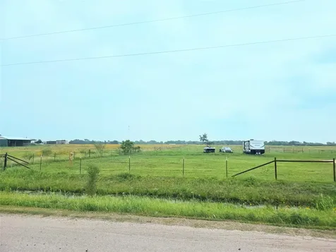 816 Raccoon Bend Road Bellville TX 77418